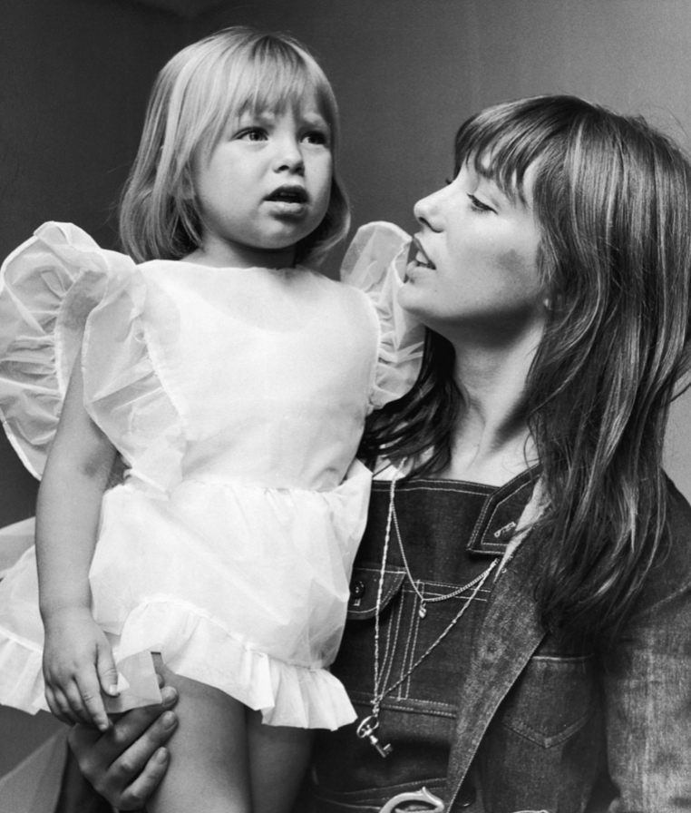 In prae Of Mothers Prima Darling